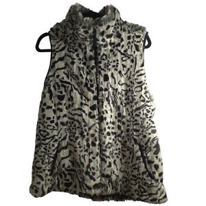 Coldwater Creek Faux Fur Vest L Plush Snow‎ Leopard Zip Front Soft Winter Layer